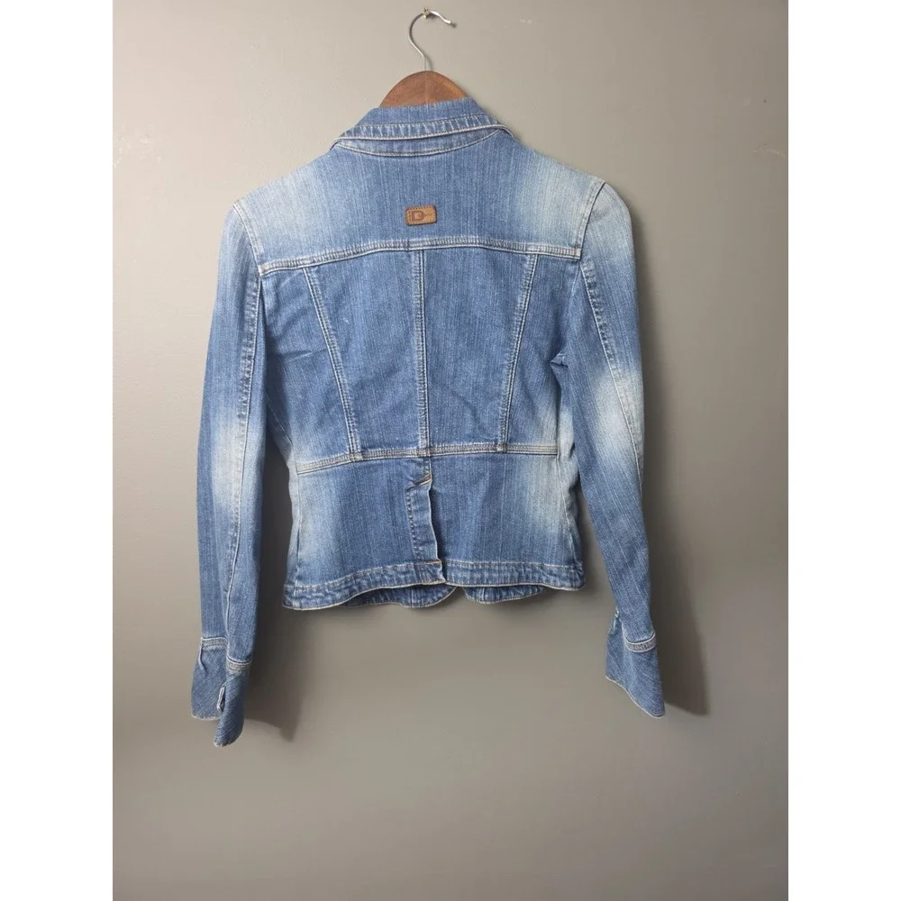 DKNY Jeans Womens XS Denim Jacket Fitted Button Up Pockets Casual Cropped